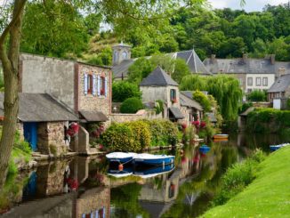 Voyager en camping-car et découvrir les plus beaux villages de France